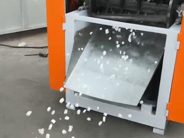 海绵切?；薹缁悠?>
			<div   id=